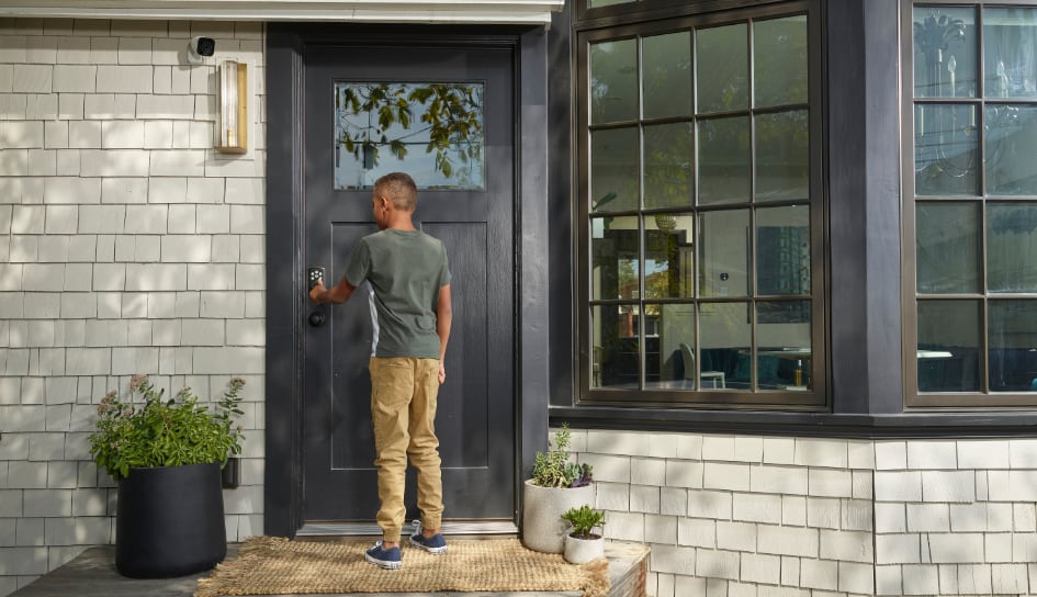 Vivint Smart Lock on home in Dallas